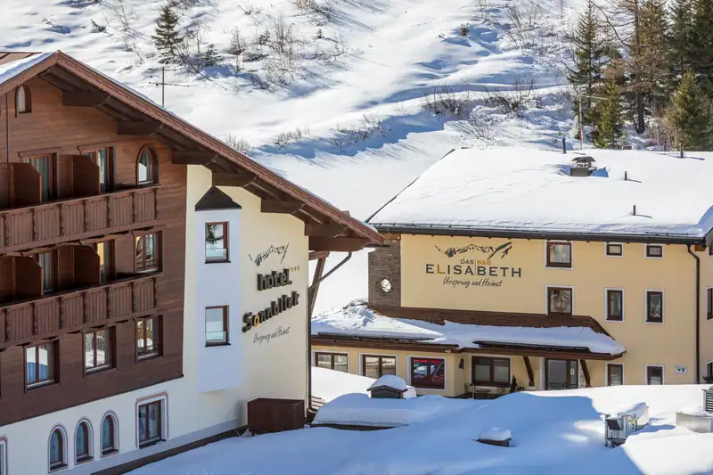 Hotel Sonnblick and B&B Elisabeth side by side in the snow